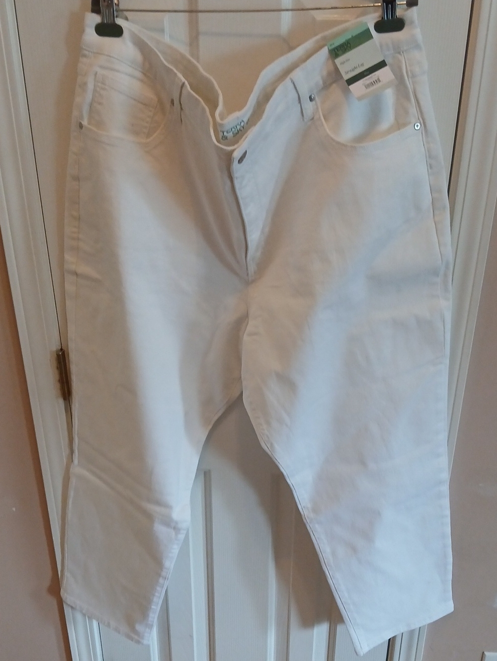 Terra & Sky High Rise White Relaxed Fit Women's Jeans Straight Leg 26W
